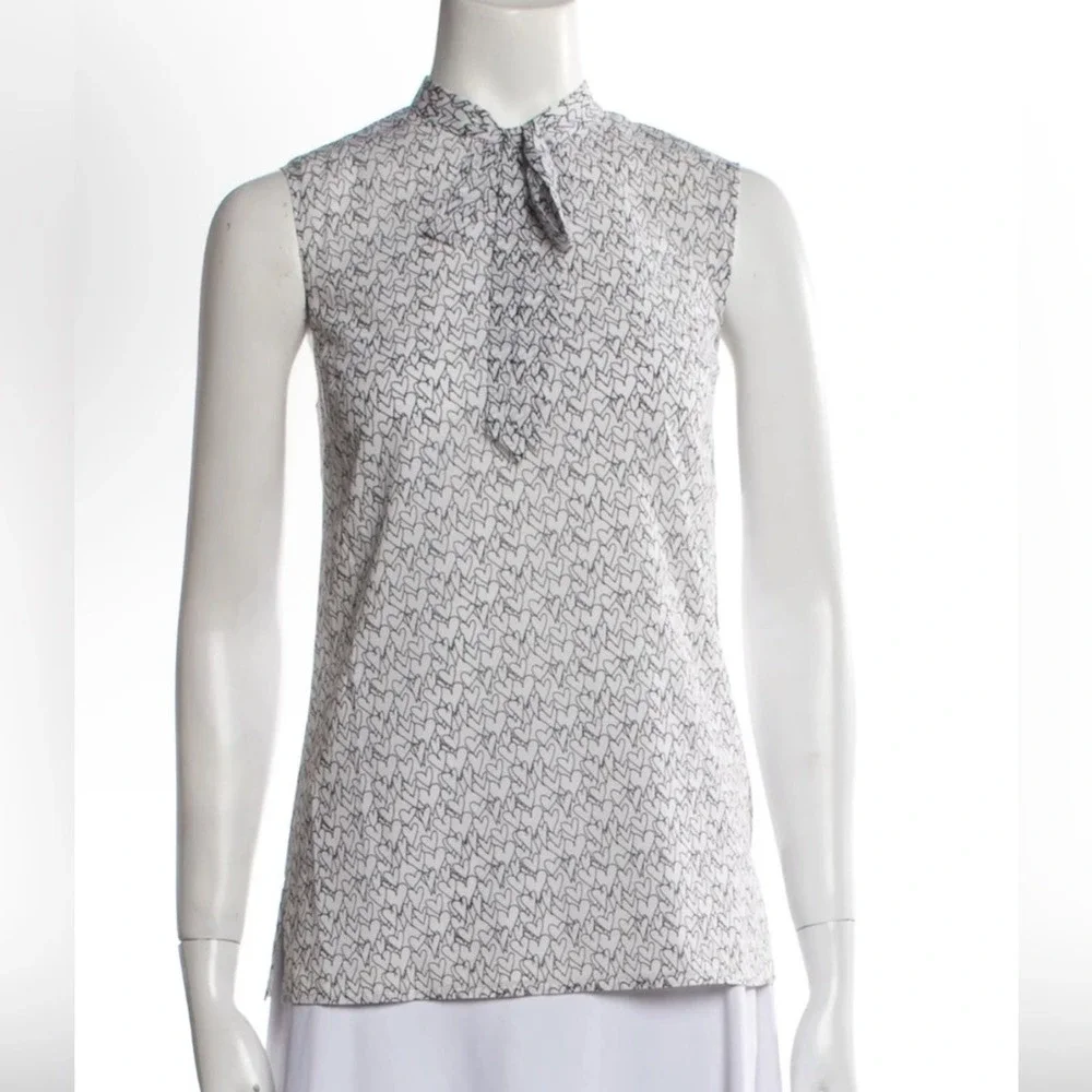 St. John Heart Georgette Print Silk Bow tie Blouse Top Size 6 - - Picture 8 of 8